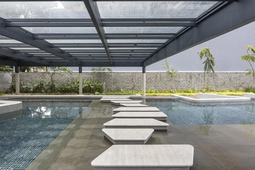 Piscina externa hype