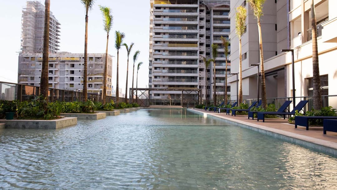 Complexo aquático com bangalôs e SPA